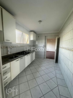 Image 7 - 1001179