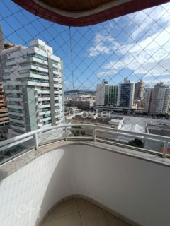 Image 17 - 1001180