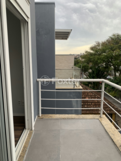 Image 33 - 1001184