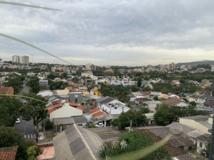 Image 39 - 1001184
