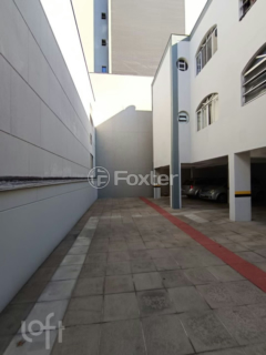 Image 9 - 1001185