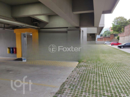 Image 9 - 1001218