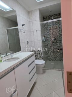 Image 4 - 1001368