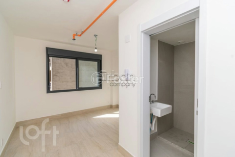 Image 2 - 1001515