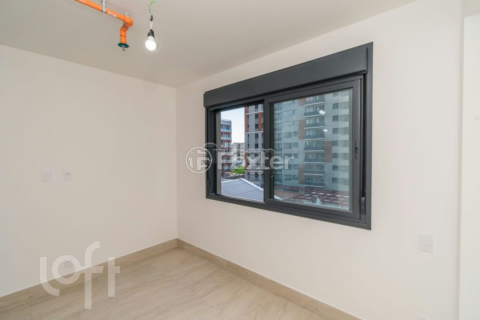 Image 6 - 1001515