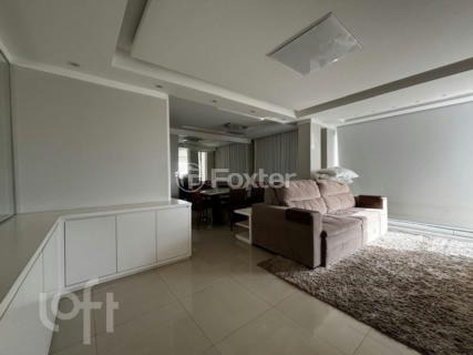 Image 1 - 1001518