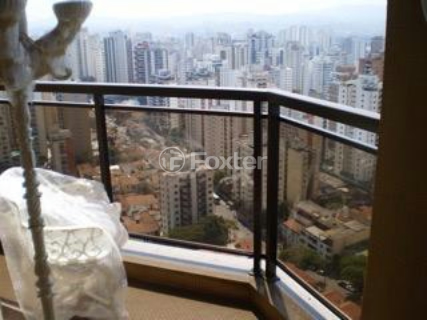 Image 17 - 1001554