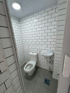 Image 7 - 1001557