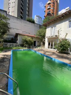 Image 34 - 1001563