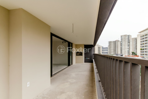 Image 3 - 1001573