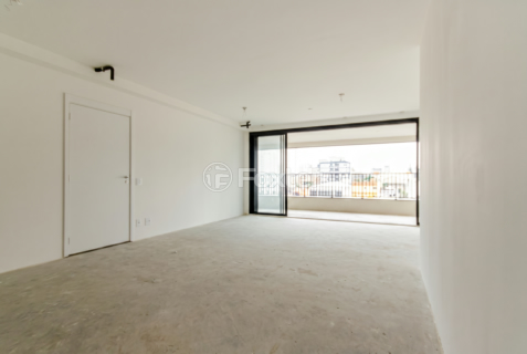 Image 3 - 1001573