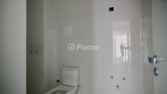 Image 7 - 1001655