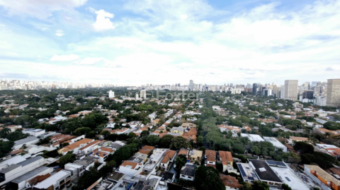 Image 1 - 1001701