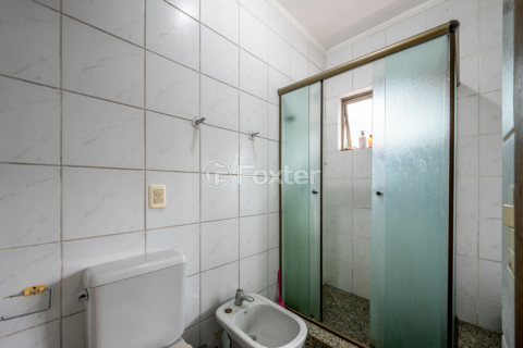 Image 36 - 1001702