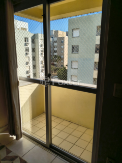 Image 19 - 1001738