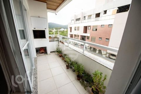 Image 1 - 1001844