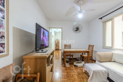 Image 3 - 1001858