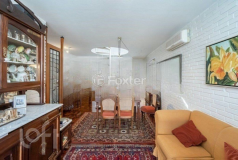 Image 7 - 1001875