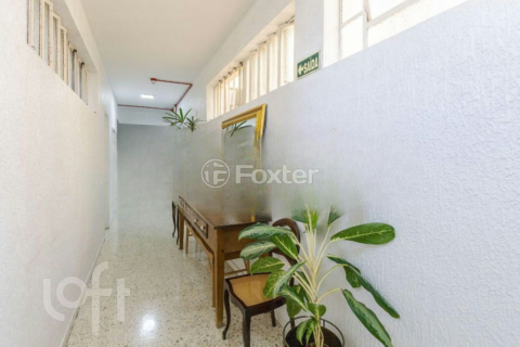 Image 32 - 1001901