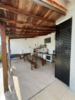 Image 42 - 1001910