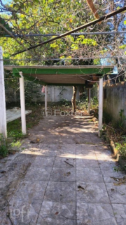 Image 17 - 1001956