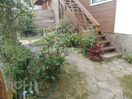 Image 6 - 1002024