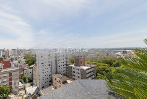 Image 73 - 1002027