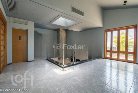 Image 42 - 1002027