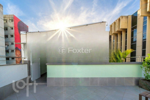 Image 31 - 1002064