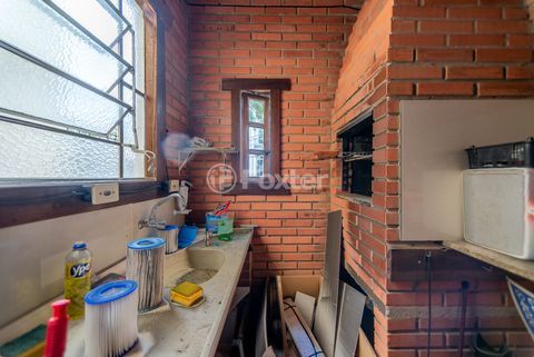 Image 36 - 1002071
