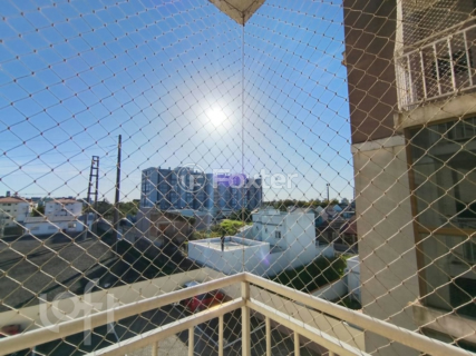 Image 6 - 1002092