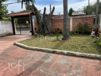 Image 2 - 1002204