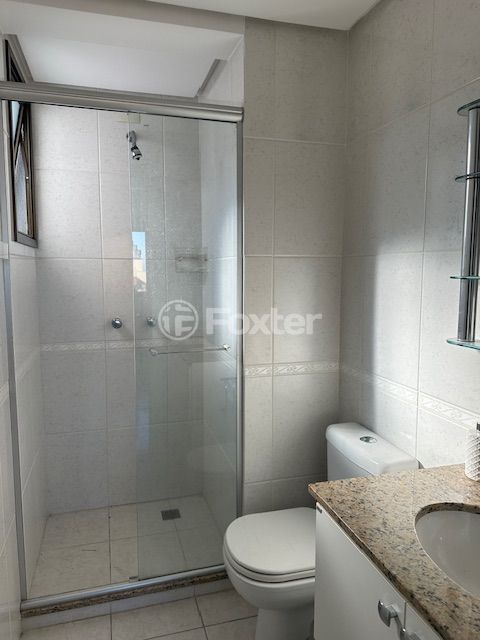 Image 4 - 1002213
