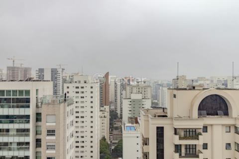 Image 4 - 1002216