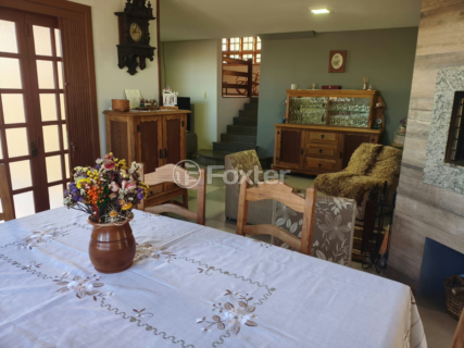 Image 4 - 1002223