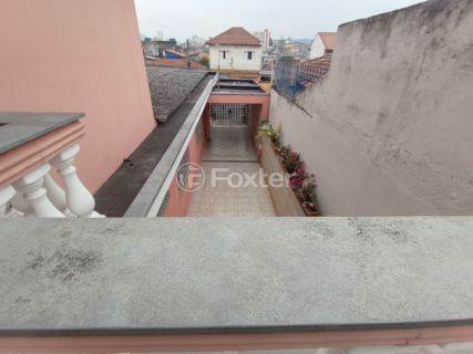 Image 33 - 1002236
