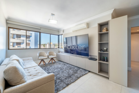 Image 1 - 1002242