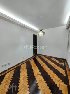 Image 7 - 1002244