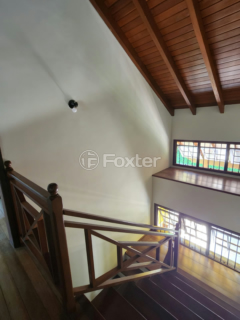 Image 23 - 1002254