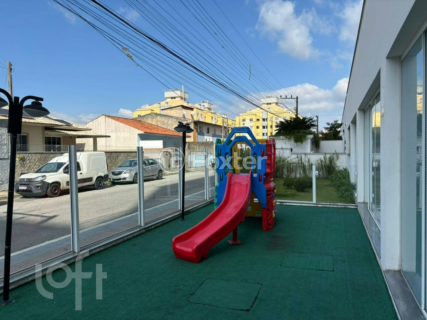 Image 25 - 1002265