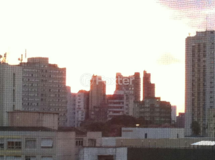 Image 5 - 1002279