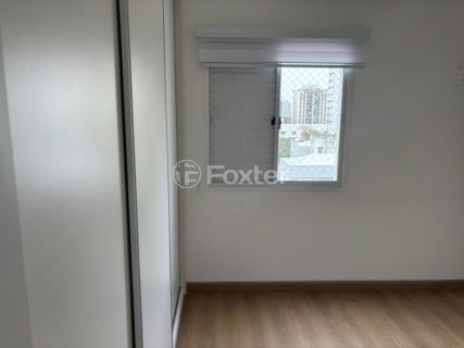 Image 7 - 1002297