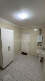 Image 27 - 1002324