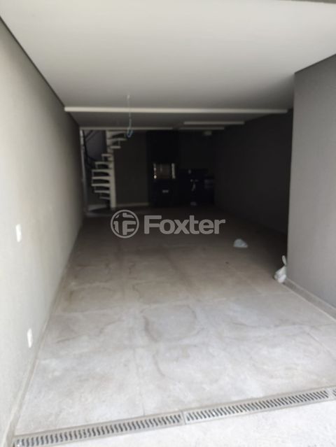 Image 10 - 1002618