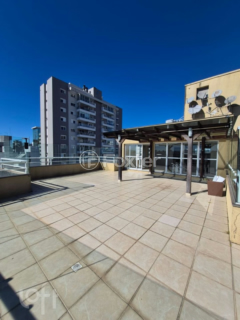 Image 33 - 1002650
