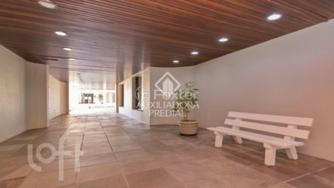 Image 7 - 1002673