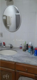 Image 11 - 1002676