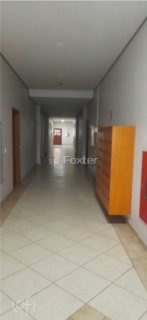 Image 25 - 1002676