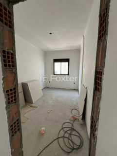 Image 9 - 1002697
