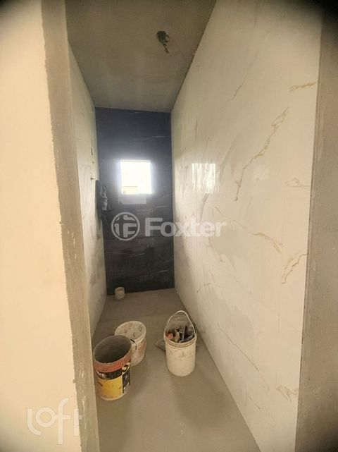 Image 3 - 1002730